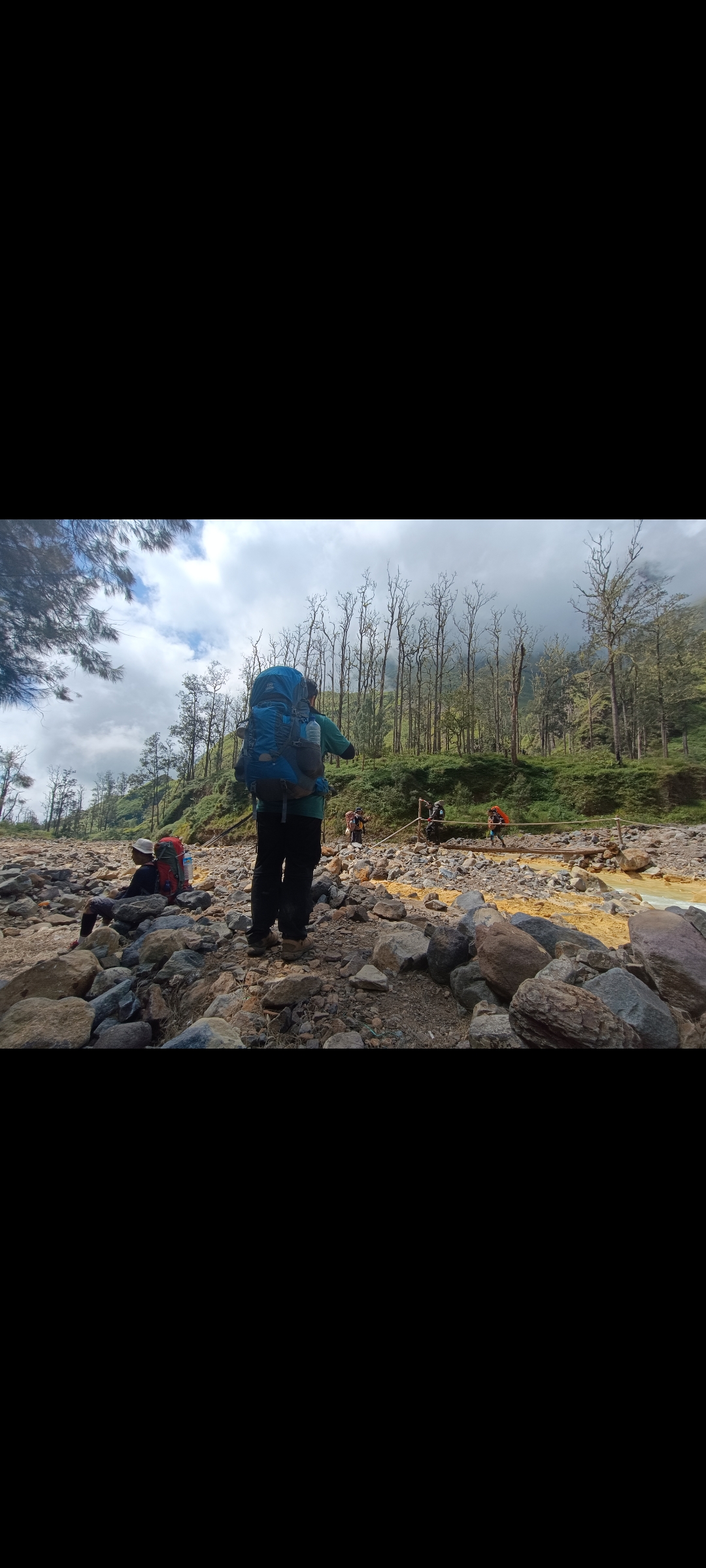 Trekking Mount Rinjani 2026: The Ultimate Guide