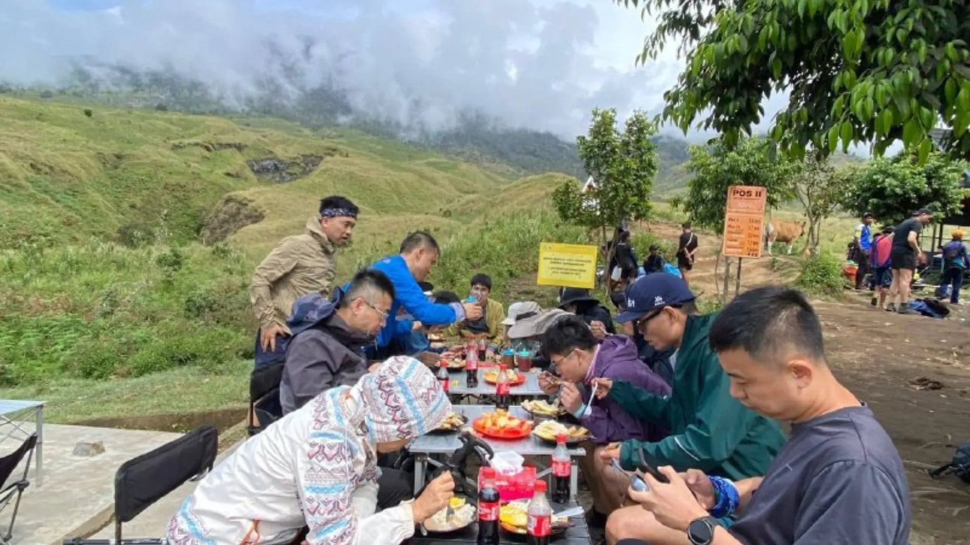 Restaurant at Rinjani Mountain